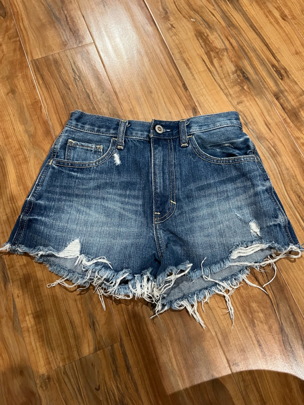 Hollister 00 / 23 Distressed Frayed Hem Denim Shorts - Blue